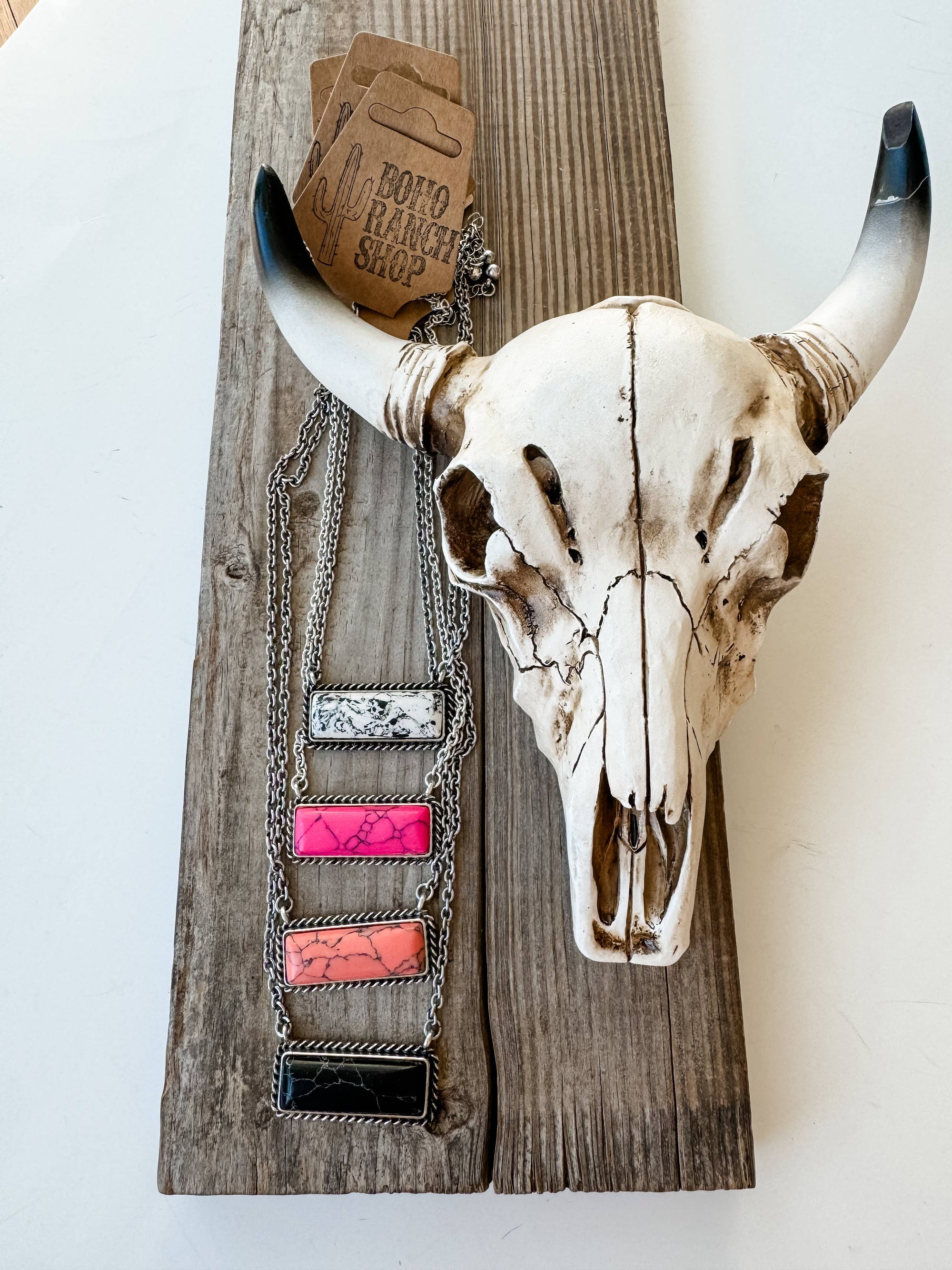Western Semi Stone Bar Necklace: WHITE