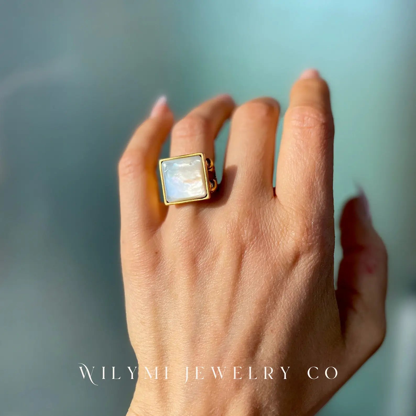 CLARITY I 15mm Mother of Pearl Square Adjustable Ring I GF