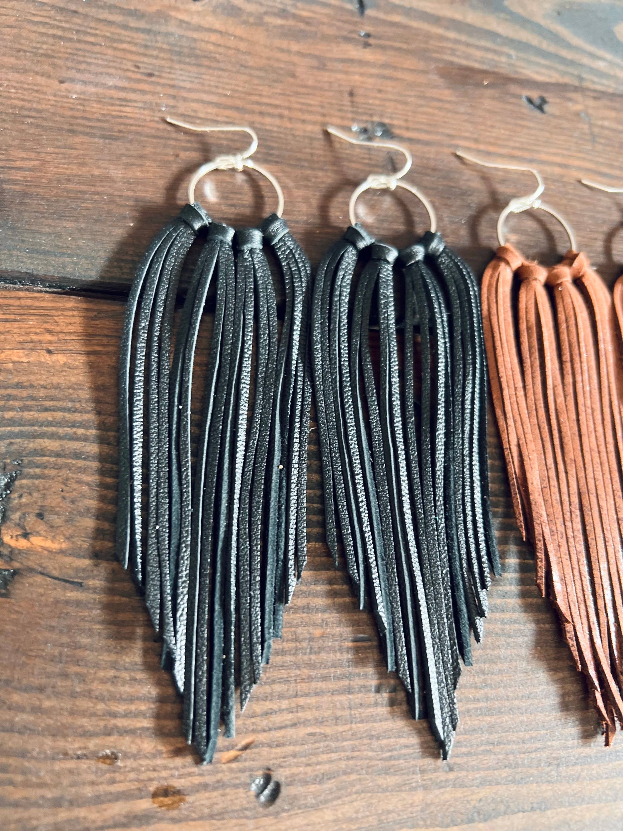 Bozeman Fringe Earrings: Brown