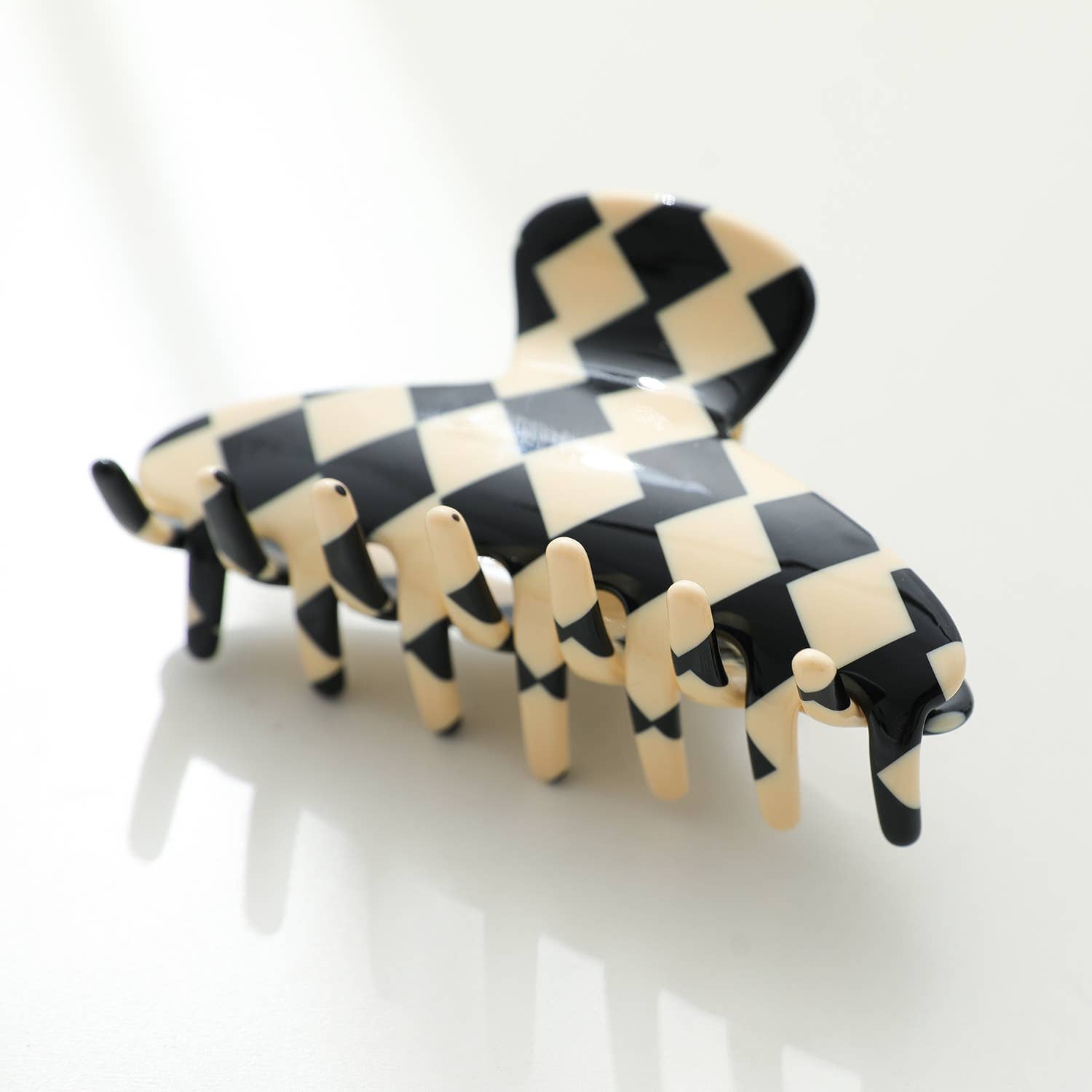 Checkmate | Assorted Small/Medium Claw Clips