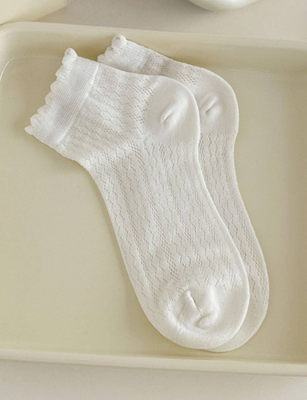 Cute Solid Color Mesh Ruffle Ankle Sock White