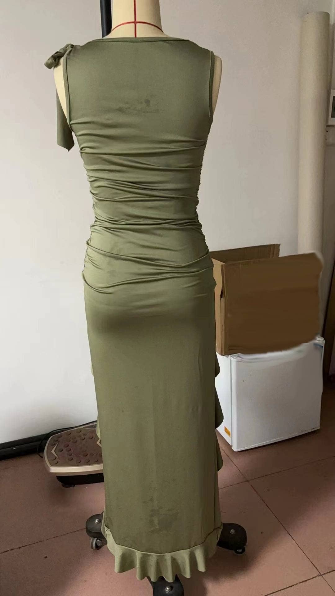 Coachella Ruffled Slit Dress: Green