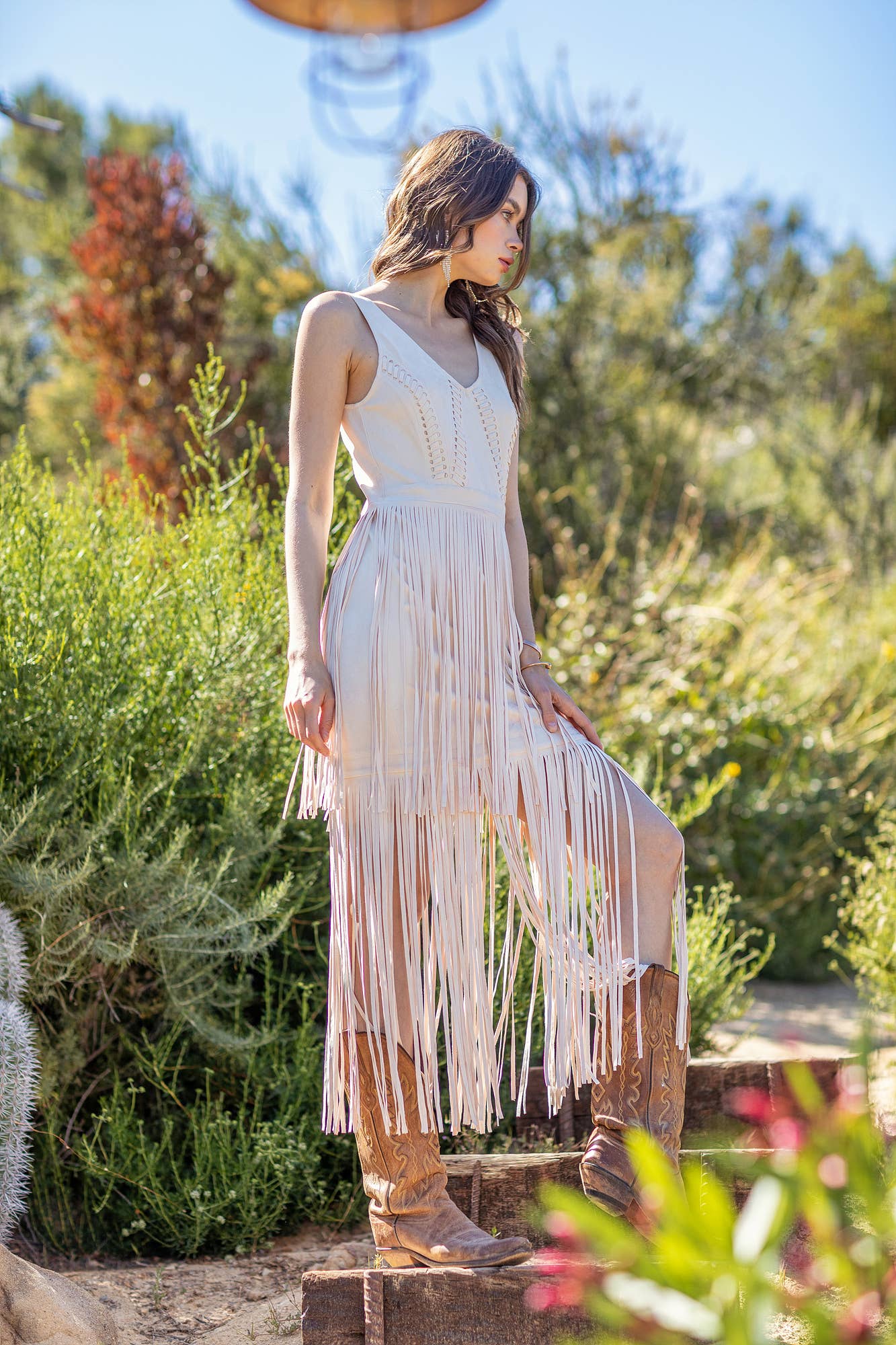 SOUTHERN FRINGE SUEDE DRESS: CAMEL / L